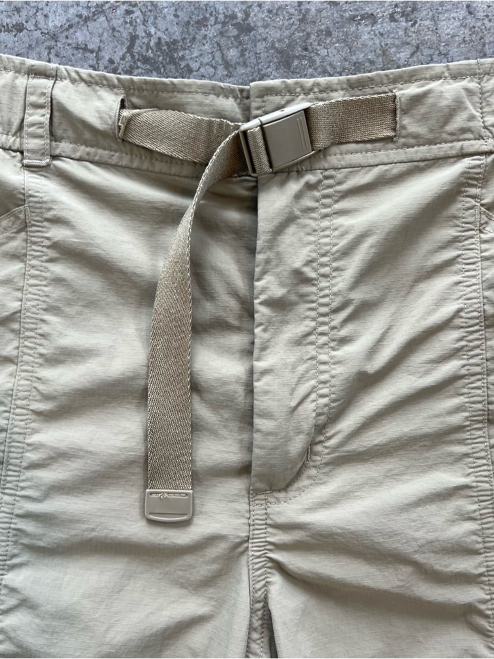 Eddie Bauer Lightweight Elastic Waist Tan Hybrid Shorts - Picture 4 of 14